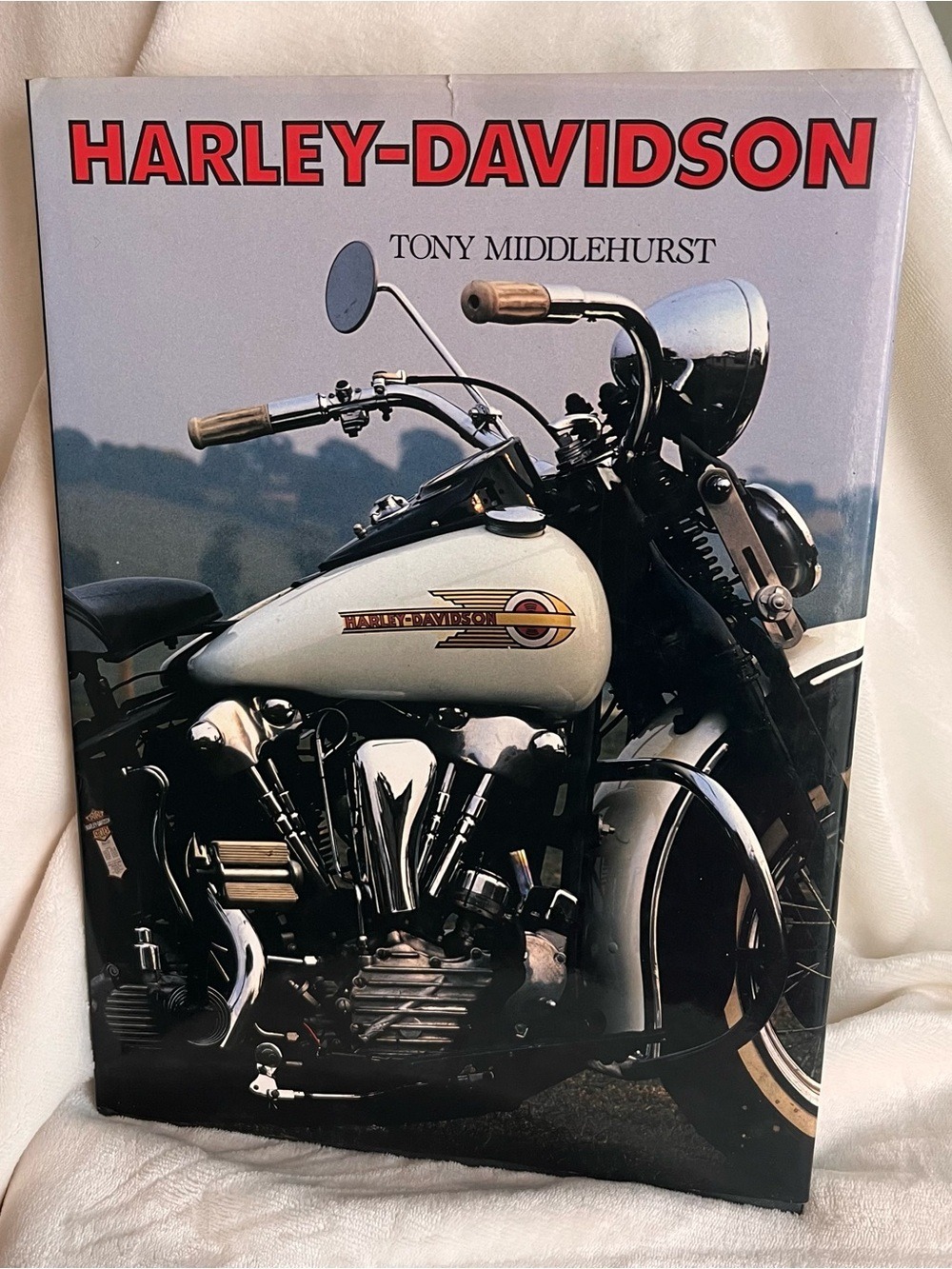 Harley-Davidson Motorcycle Collectible Art Book